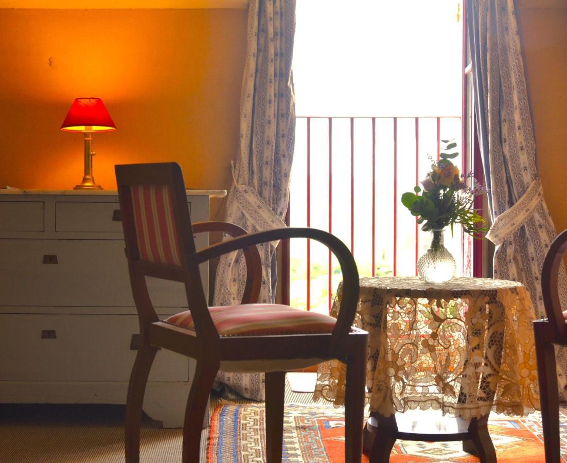 Logis Hotel Le Boudoir Belves Exterior photo